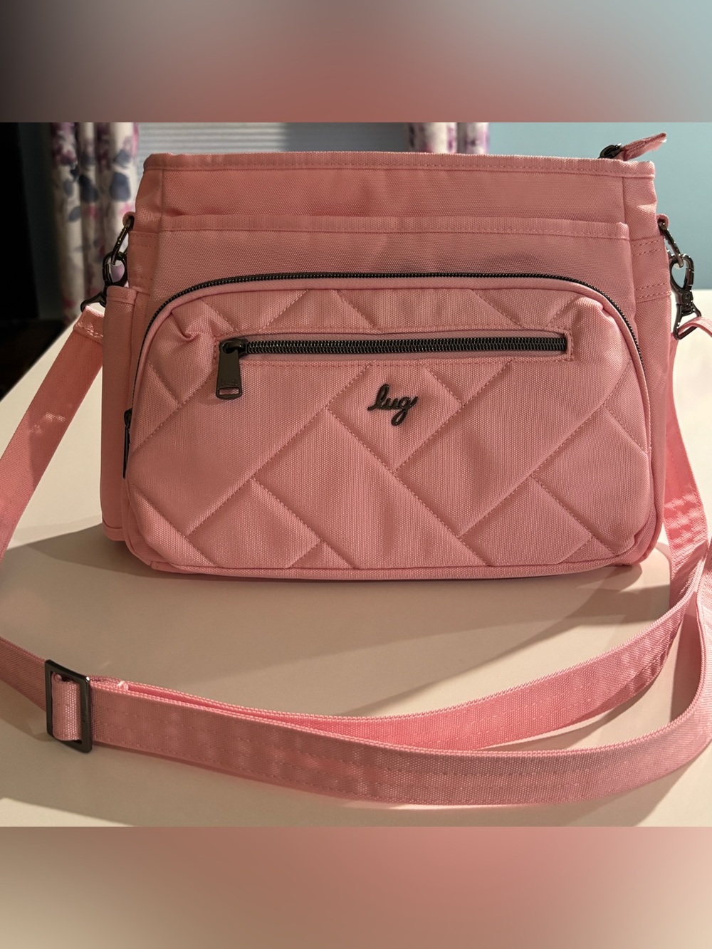 lug Shimmy LE in Bubble Pink